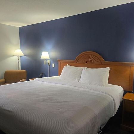 Quality Inn Dublin I-81 Exteriör bild