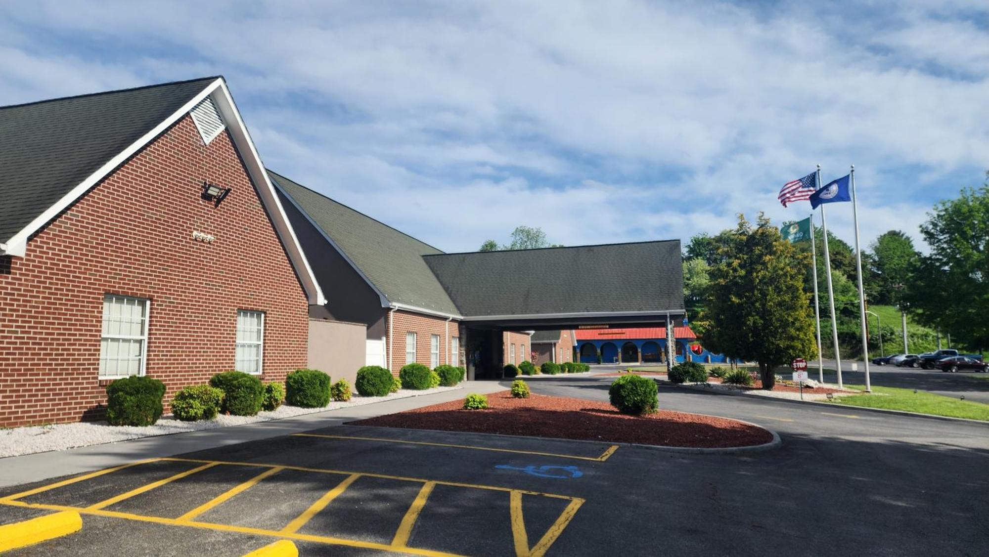 Quality Inn Dublin I-81 Exteriör bild
