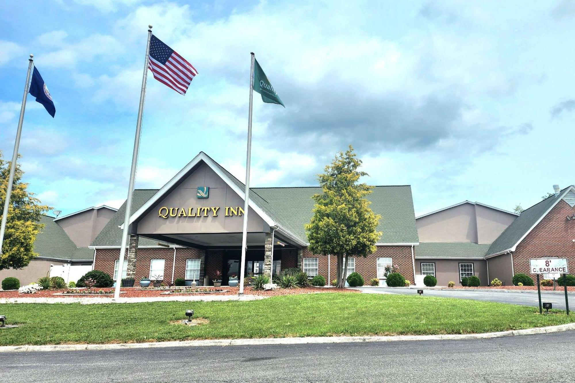 Quality Inn Dublin I-81 Exteriör bild