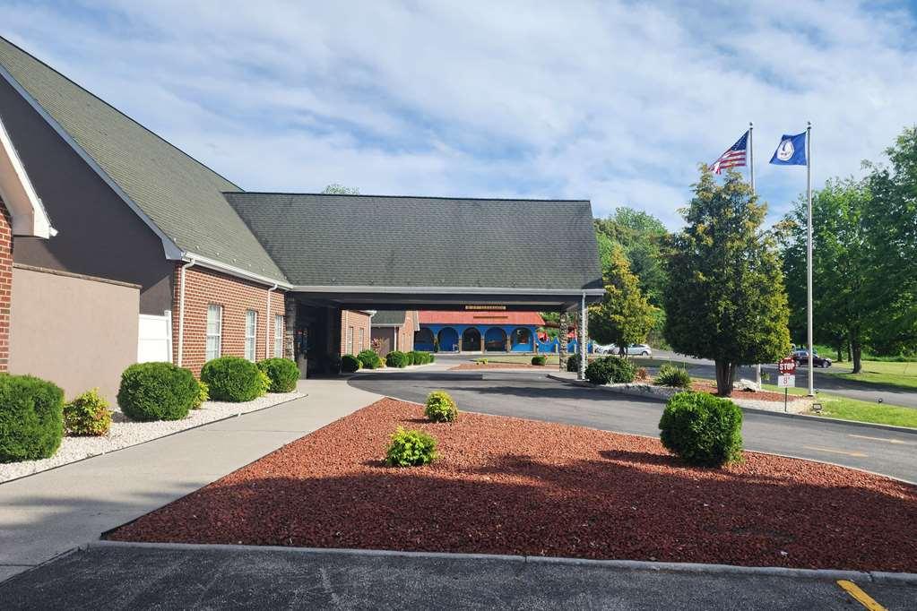 Quality Inn Dublin I-81 Exteriör bild