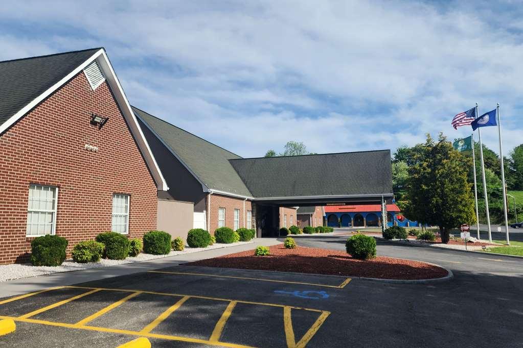 Quality Inn Dublin I-81 Exteriör bild